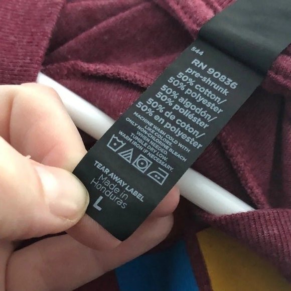 Microsoft Surface sz L Maroon Short Sleeve Tee - Picture 5 of 6